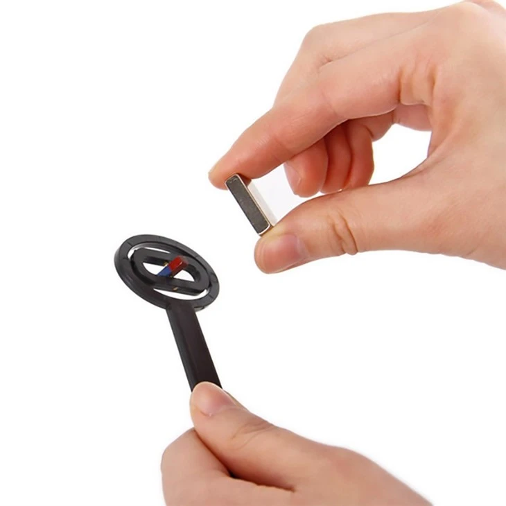 Magnetic Pole Identifier